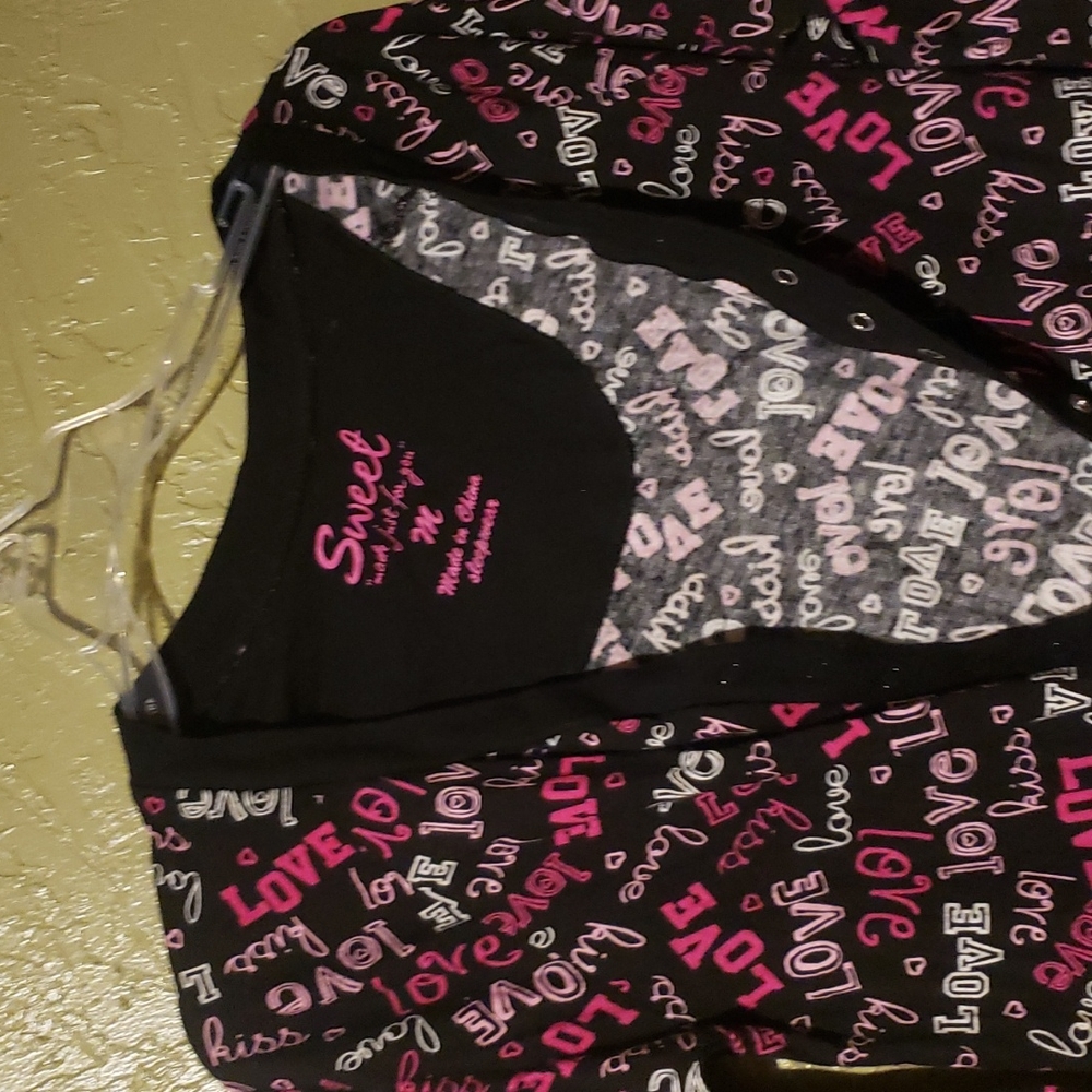 Valentines PJ'S ๐ - Picture 2 of 5